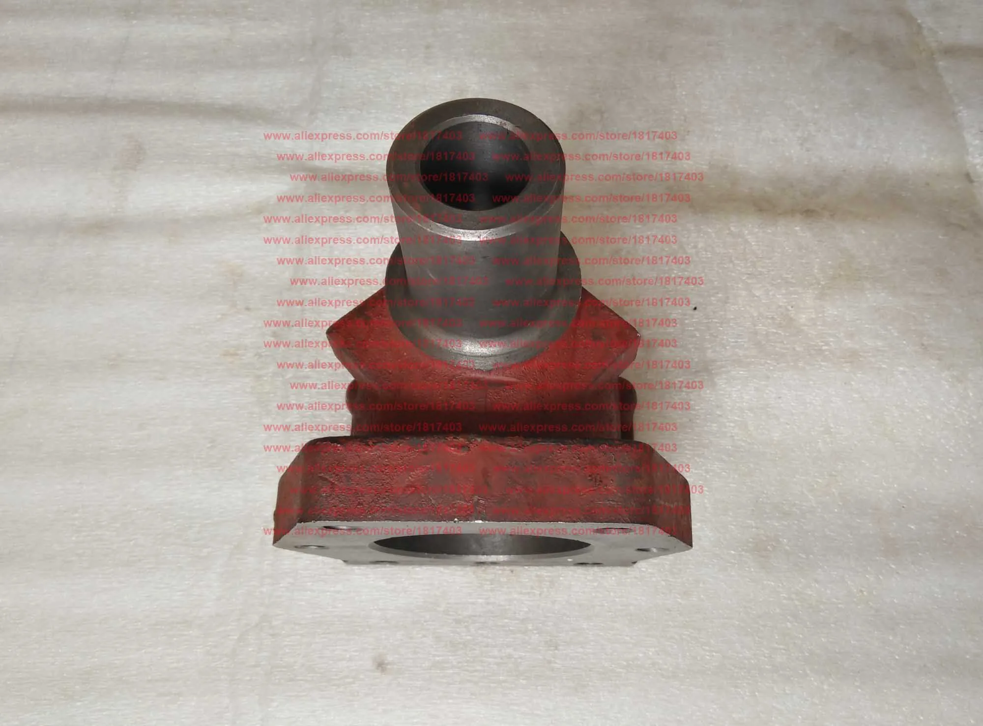 DONGFENG 304.31.108-3 Upright Shaft Housing , DONGFENG / EAST WIND / Midway / Taskmaster 25HP - 40HP Tractor Parts
