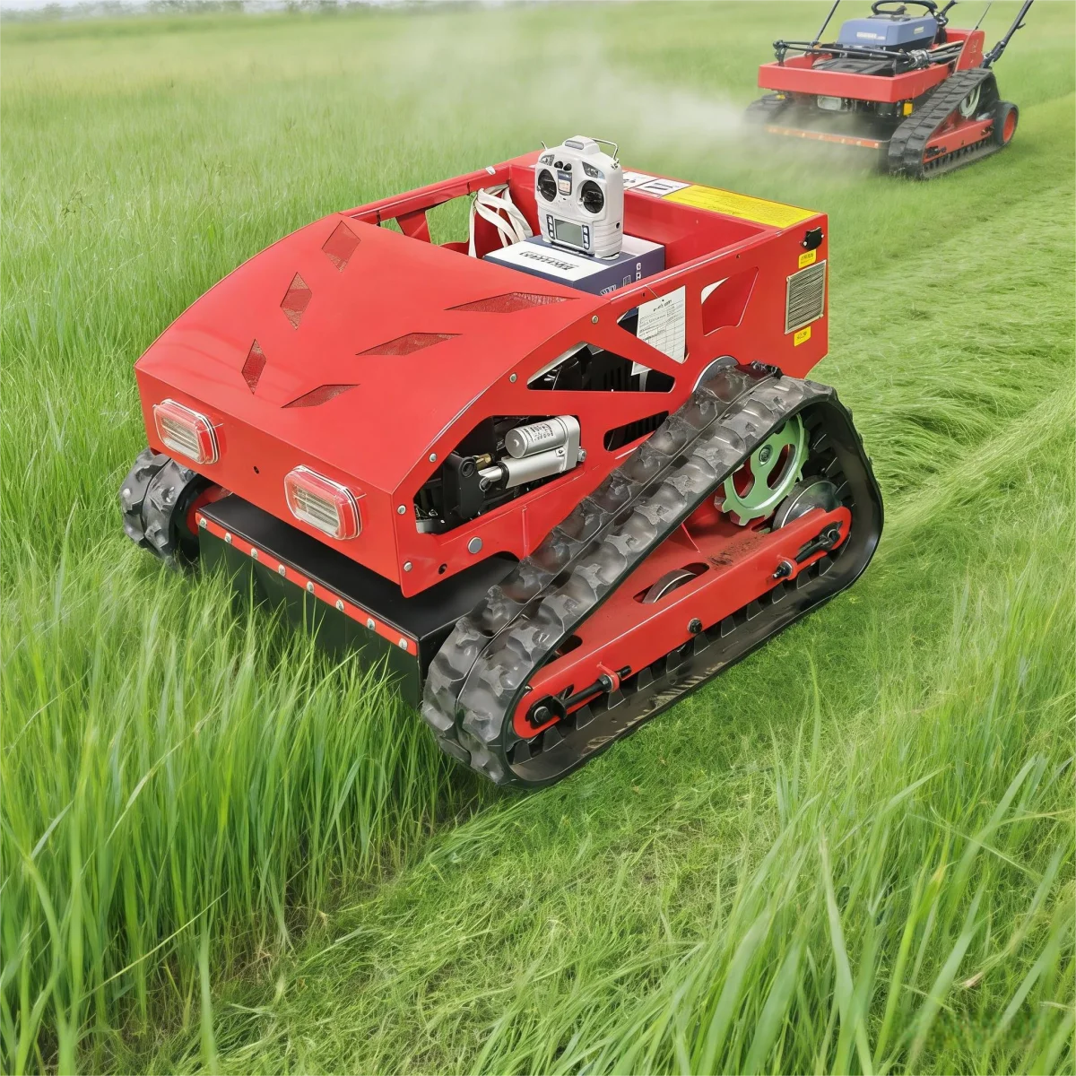

Best Selling Remote Controlled Customized Lawn Mower Tracked Farm Garden Lawn Mower Available At Low Price