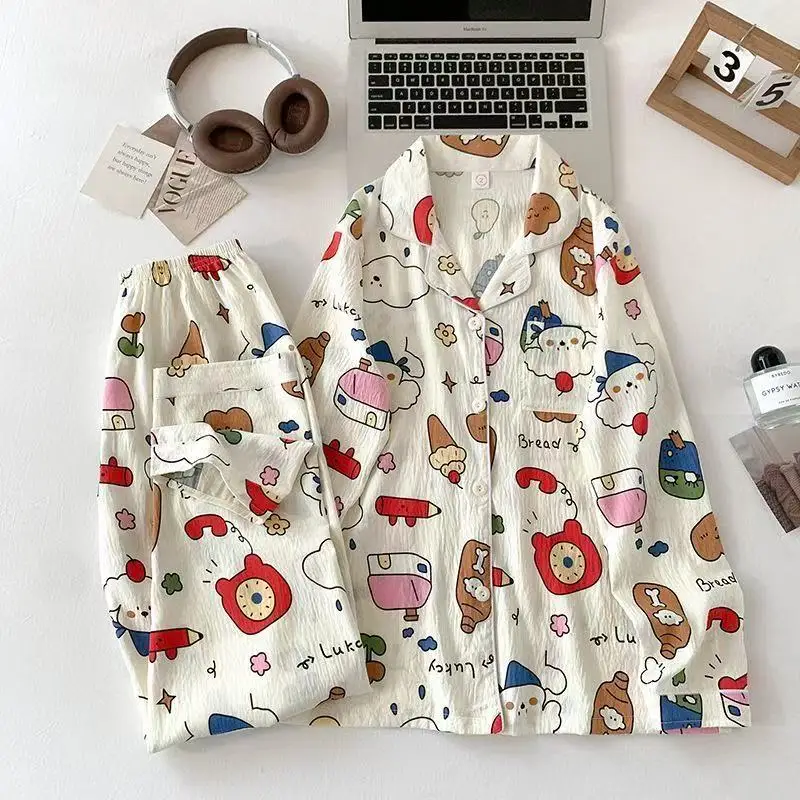 

Комплекты пижам в винтажном стиле для женщин: вискоза, темный цветочный принт, струящаяся драпировка, влагопоглощающие, универсальный стиль, на пуговицах спереди, с длинными рукавами