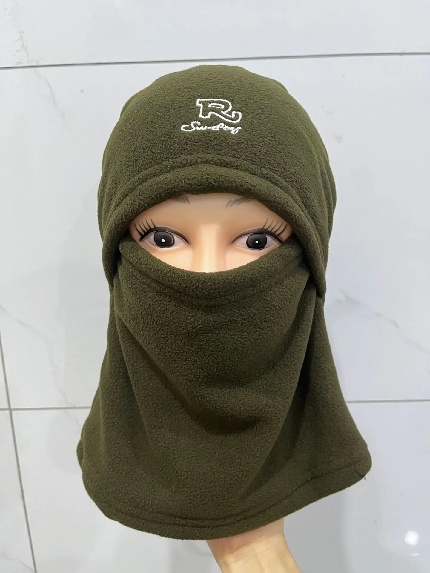 قبعة بالاكلافا كاجوال مقاومة للماء من الصوف القطبي الحراري للطقس البارد وغطاء الوجه لركوب الدراجات والتزلج وقلنسوة لتدفئة الرقبة للنساء والرجال