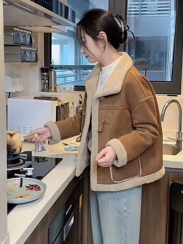 

Lamb Wool Jacket Woman No Buttons Element Feature Component Characteristic Constituent Trait Factor Aspect Ingredient Quality GF