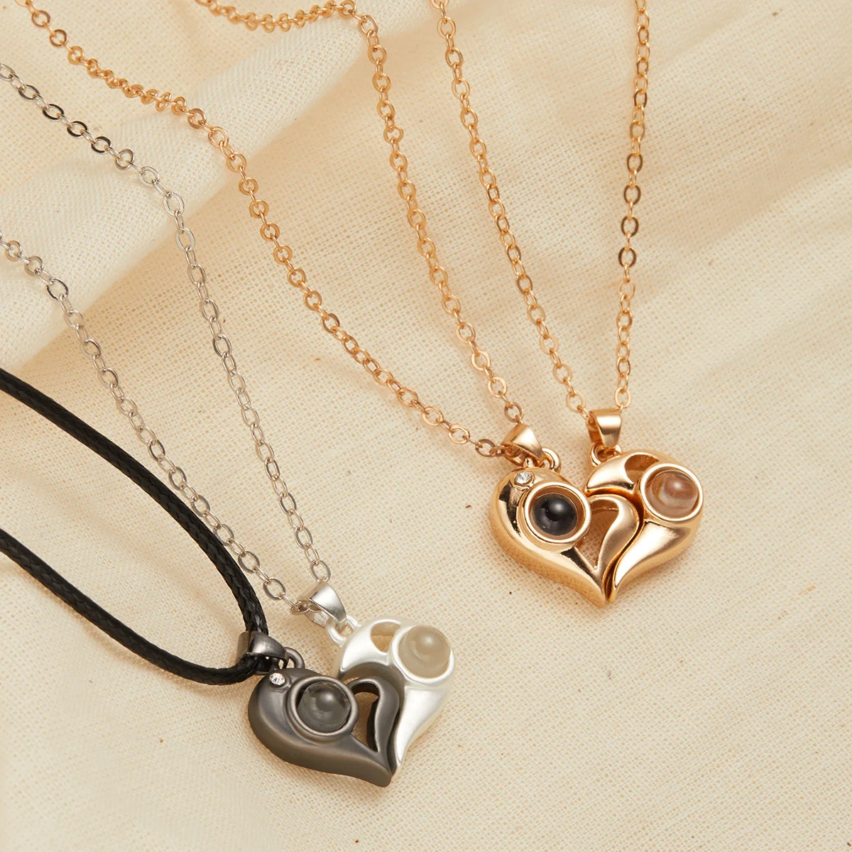 2Pc Magnetic Couple Necklace Set Distance Heart Matching Projection Pendent 100 Languages I Love You Lovers  Necklace Jewelry