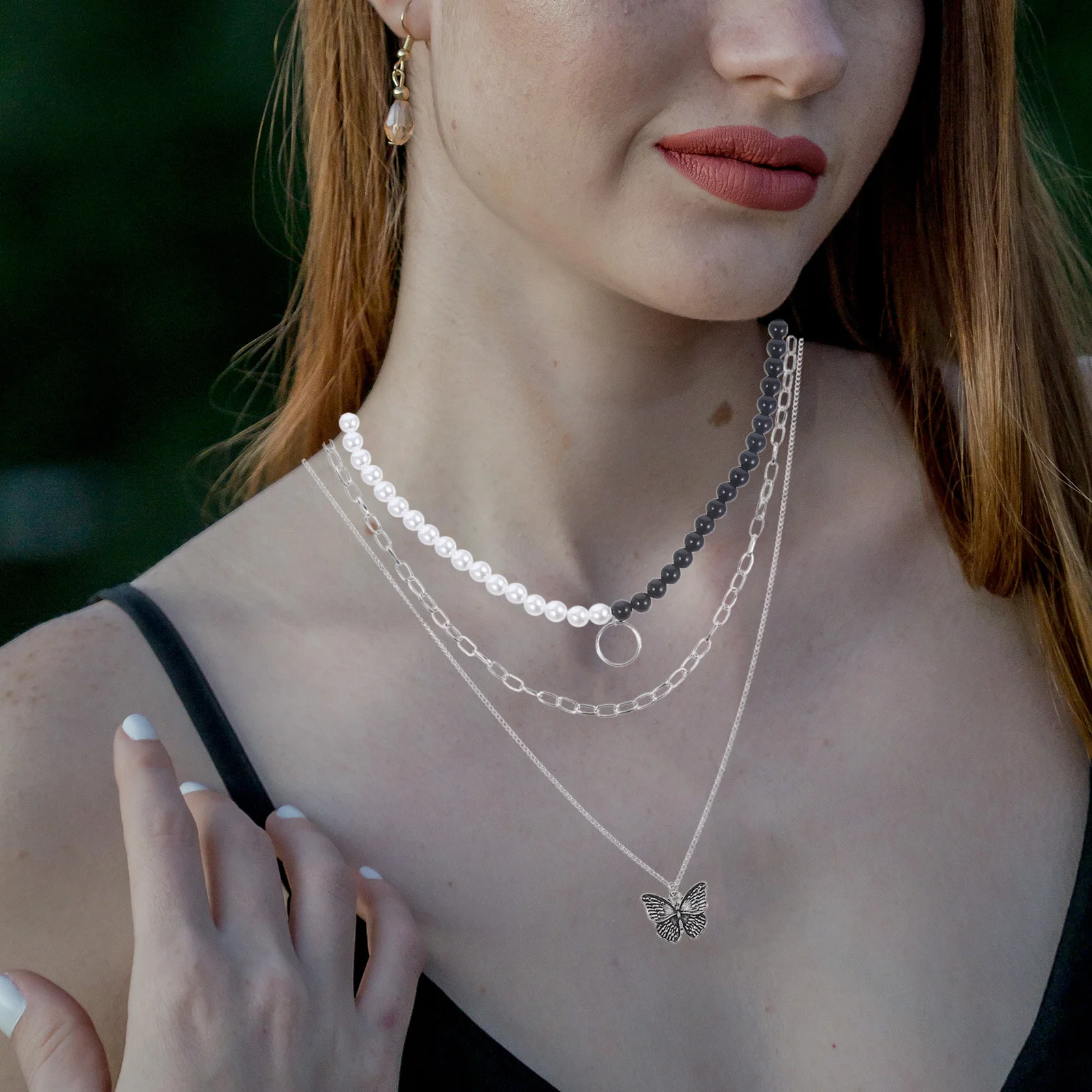 

Necklace Butterfly Pendant Woman Clavicle for Multi-layer