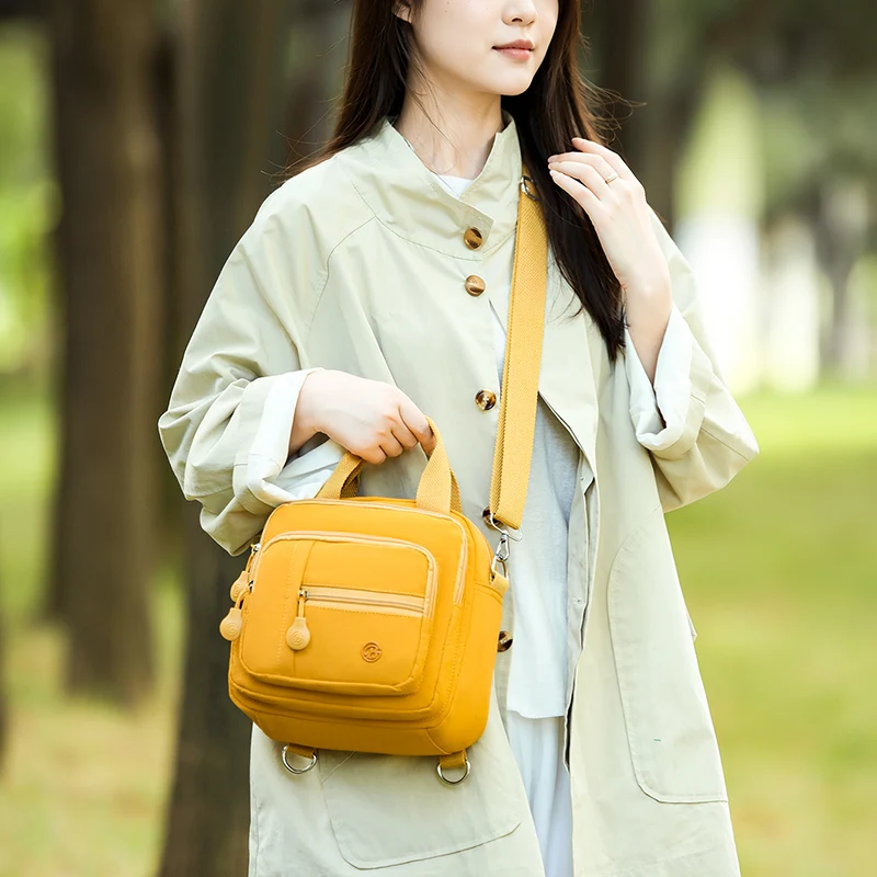 Modische, leichte Umhängetasche für Damen, vielseitige Handtasche mit mehreren Fächern, quadratische Form, Schultertasche, multifunktionale Tasche mit Tragegriff. – Detail 12