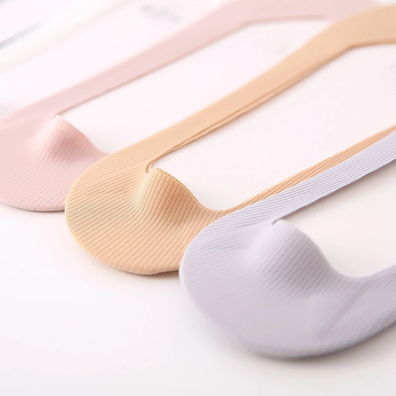 Summer Women Invisible Socks Low Cut Thin Fashion Short Boat No Show Socks Slippers Silicone Antiskid Ice Silk Girl Sock