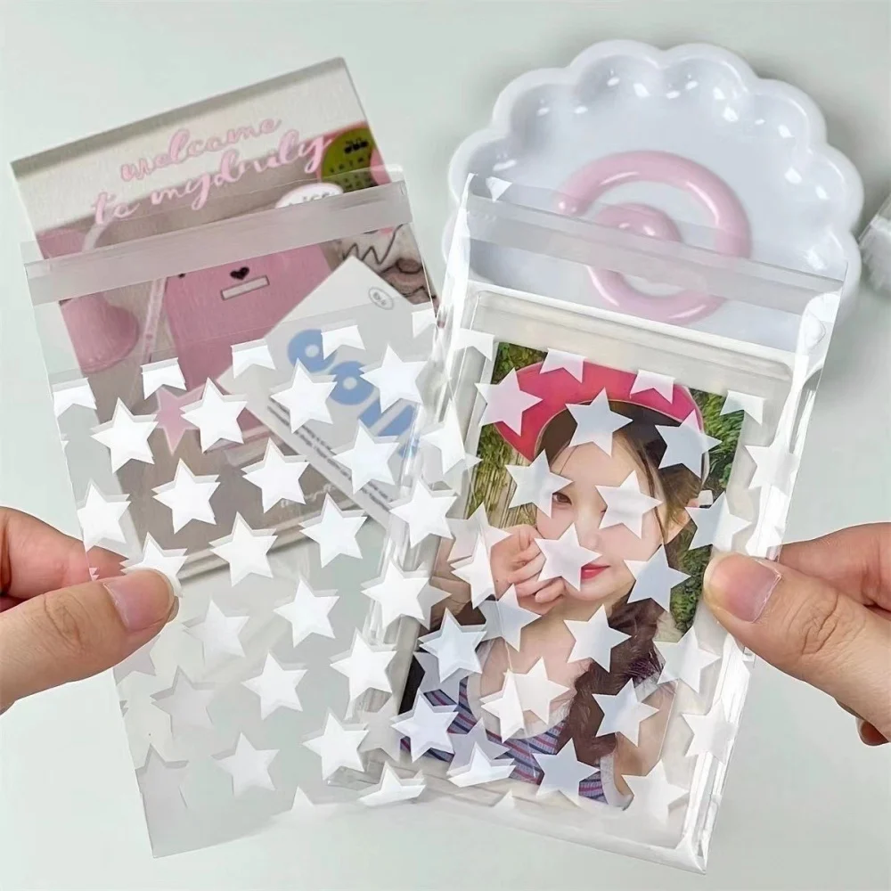 50Pcs Transparent Photocard Protector INS Koreanische Idol Foto Karten Schutzhüllen Bowknot Star Print Selbst-klebe Opp Beutel