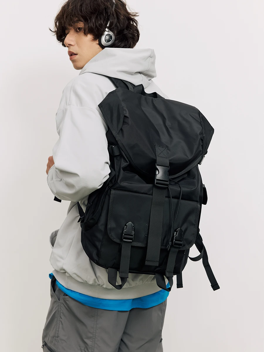 

Travel outdoor street large-capacity computer backpack, travel mountaineering backpack