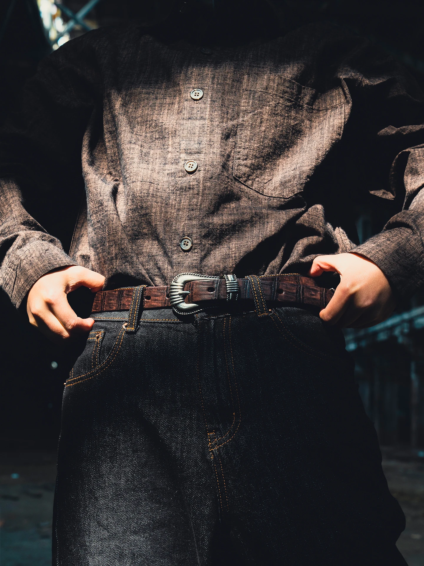 handcrafted-vintage-american-style-tanned-leather-belt-casual-western-cowboy-workwear-faded-unisex-belt-leather-accessory