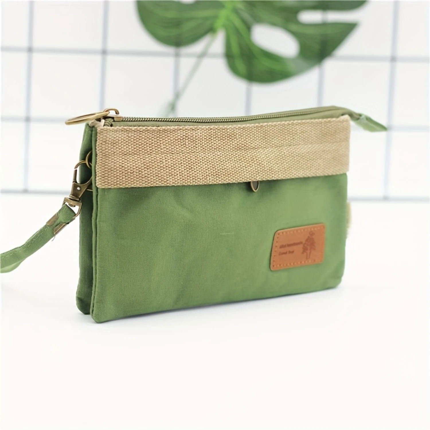 Vintage Canvas Comestic Bag - Portable Makeup Pouch & Toiletry Organizer for Travel