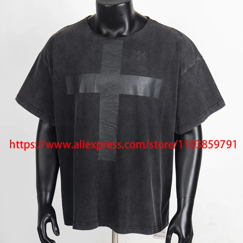 

Retro Trend KANYE WEST Short Sleeve Casual Washed Black Cross-printed Top Creative Cutt Neckline High-quality Vultures T-shirt