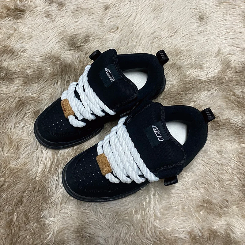 

New Autumn and Winter Black Thick-Tongue Loafers, Large Size Shoes, Breathable Casual Shoes, Comfortable, Non-Slip, Wear-Resistant, Couple's Casual Versatile Fashion Solid Color Canvas Shoes, Black Warrior Sneakers for Men