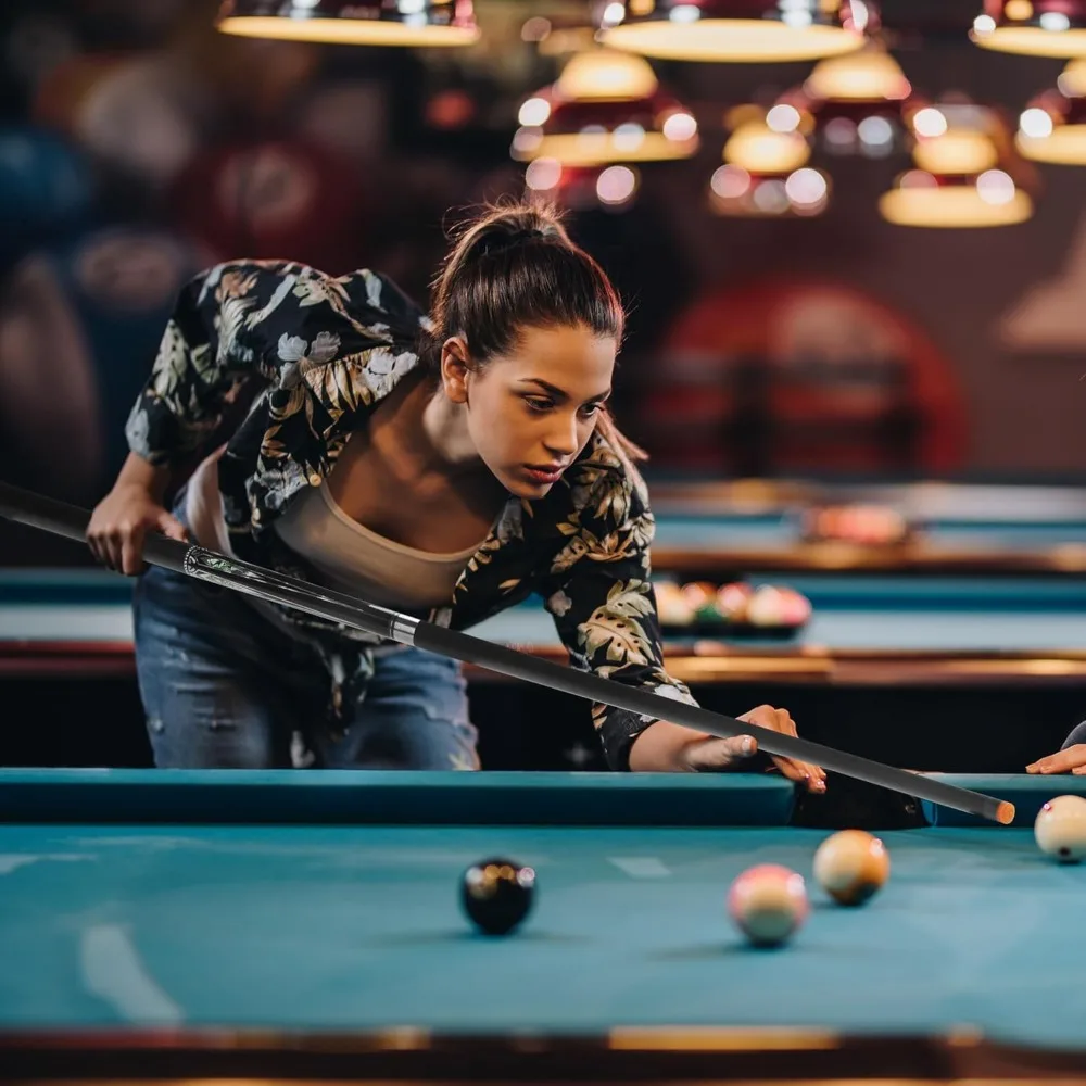 عصي البلياردو الاحترافية 58 عظة حمام السباحة المصنوعة من الألياف الزجاجية ذات الانحراف المنخفض للعب في الموسم المنزلي