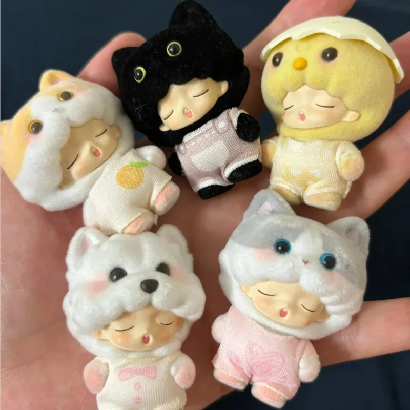 

Authentic Yumo Cloud Dream Cute Pet Play Mini Series Blind Box Trendy Play Handmade Doll Ornament Cute Doll Girl Holiday Gift