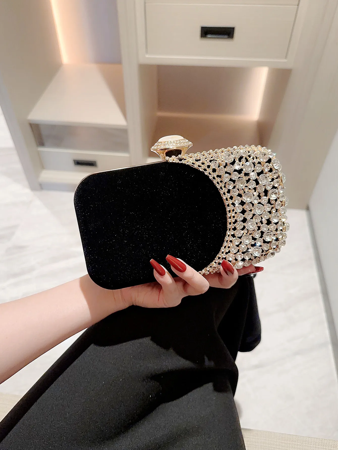 Ladies Autumn Winter Velvet Evening Bag Sparkling Rhinestone Decorative Box Clutch Evening Bag Party Bag Prom Bag Annual Meeting Bag Dress Bag