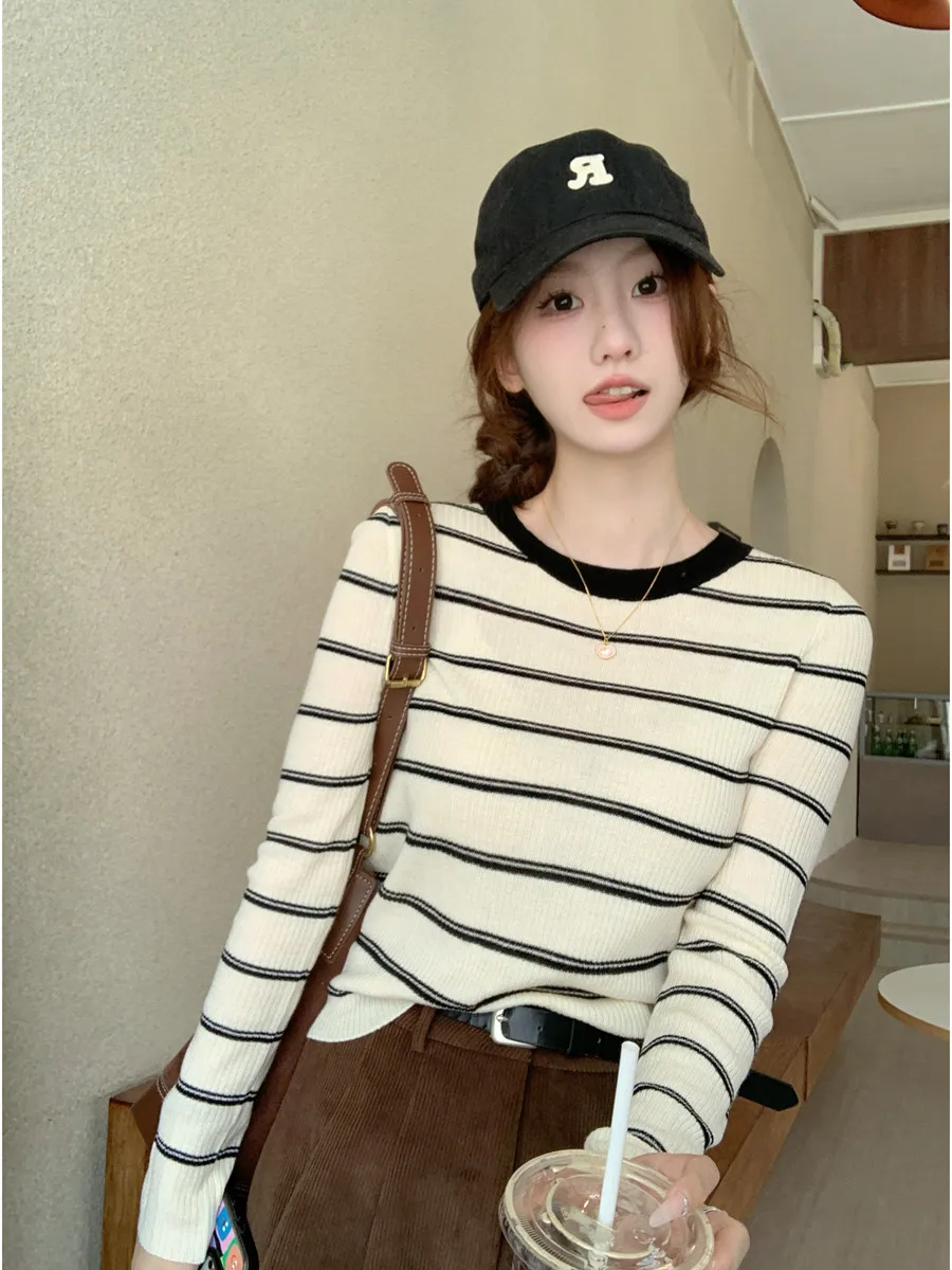 

Chic Striped Knitted Long Sve round Ne Women's Base Layer Sweater Winter Slim Fit Casual Sle Comfortable Medium Thi