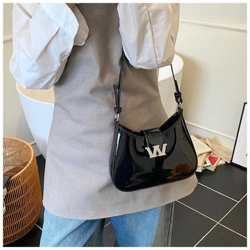 Stylish Commuter Diaper Bag For Women Unique Leisure Business Satchel Elegant Leather Crossbody Messenger Purse