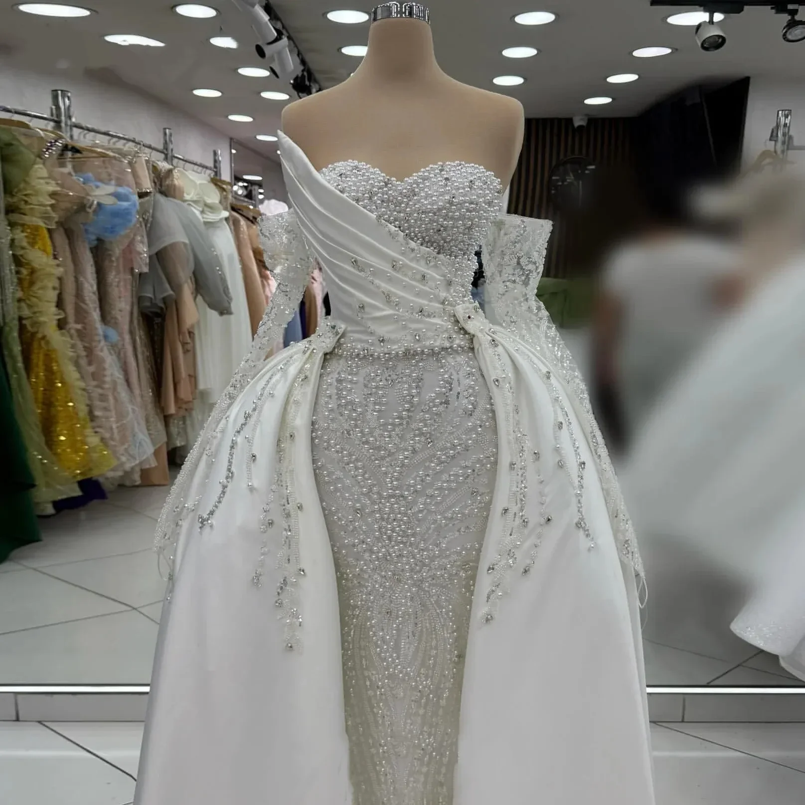 Customized  Sweetheart  Sparkly Heavy Pearls Crystals Wedding Dress Robe De Mariée  Mermaid Bridal Gowns with Removable Skirt
