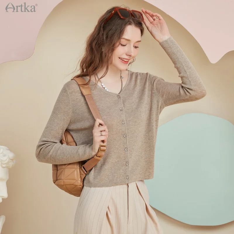 ARTKA 2022 Spring New Women Cardigan 4 Colors Elegant Wool Knitting V-Neck Sweater Long Sleeve Cardigan Outerwear WB28016Q