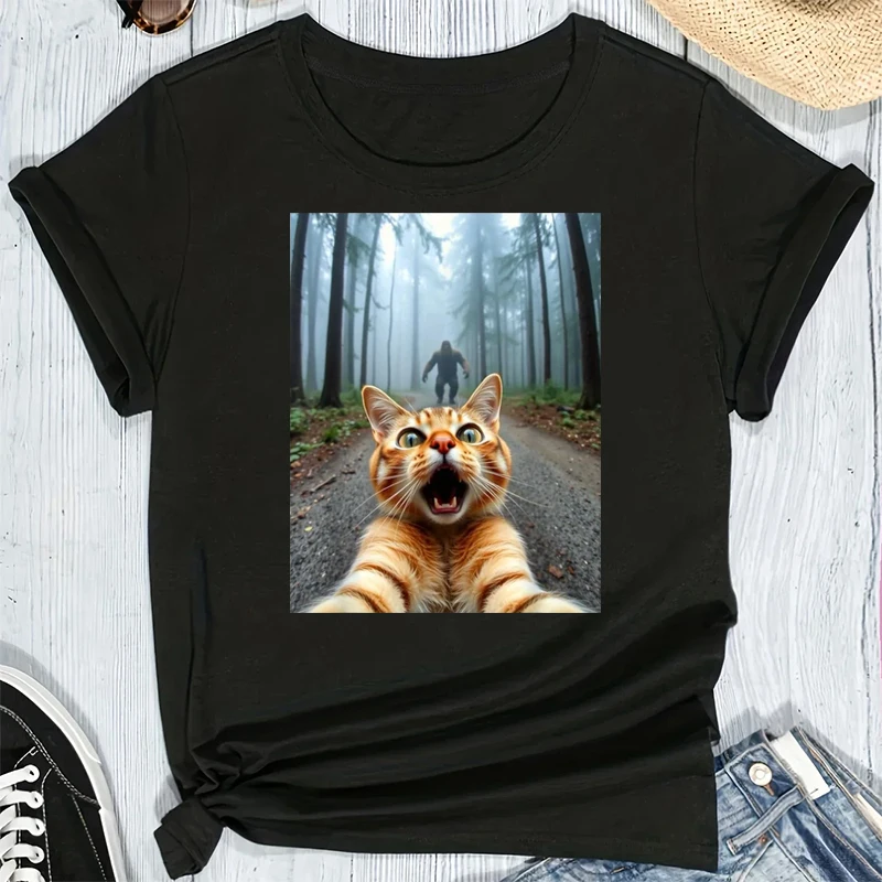 

Fashion Women T-shirt Funny Cat Selfie& Sasquatch Graphic Short Sleeve Crew Neck T Shirt Streetwear Clothing Pullover Y2k Tops
