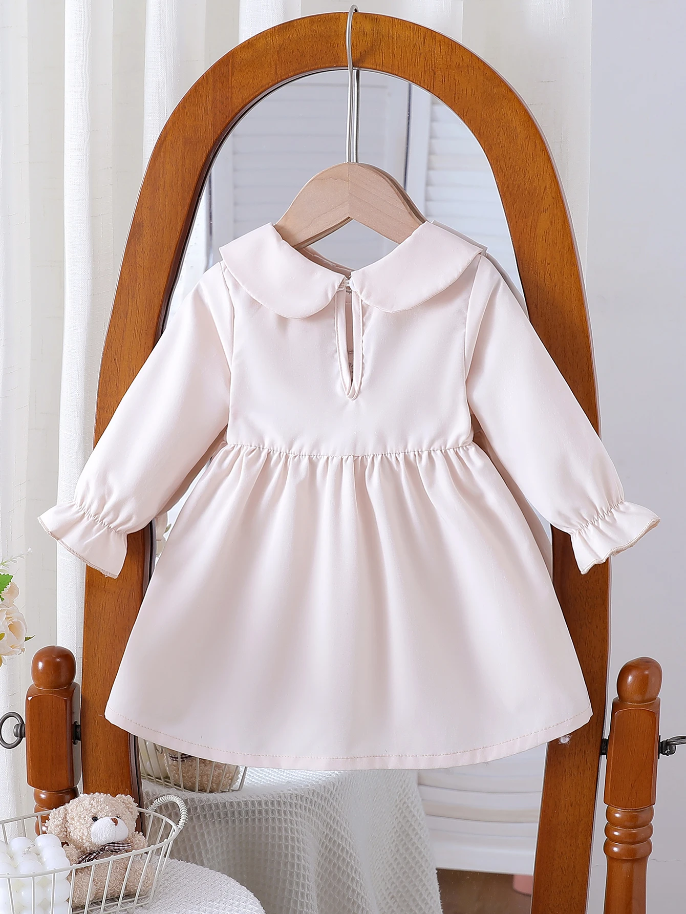 2025 New Arrival Puff-Sleeve Bear-Print Long-Sleeve Dress for Women - Stylish and Versatile