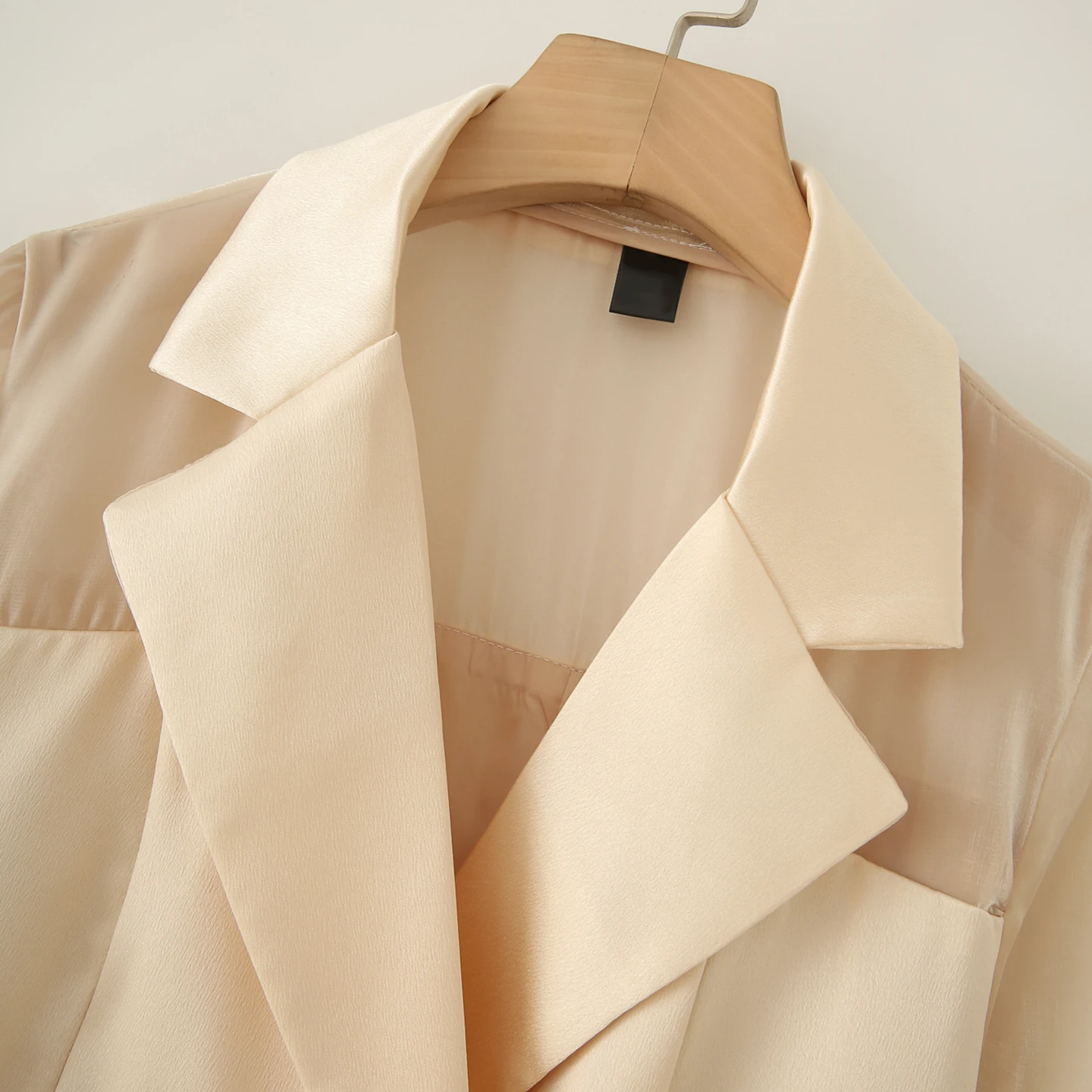 

Lightweight Satin ort Suit Jaet for Women Casual Sle Double Breasted Patchwork Design Autumn New Arrival Z Brand