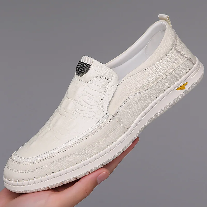 Spring New Shoes for Men Genuine Leather Casual Shoes Fashion Flat Skateboard Shoes Comfortable Slip-on Loafers