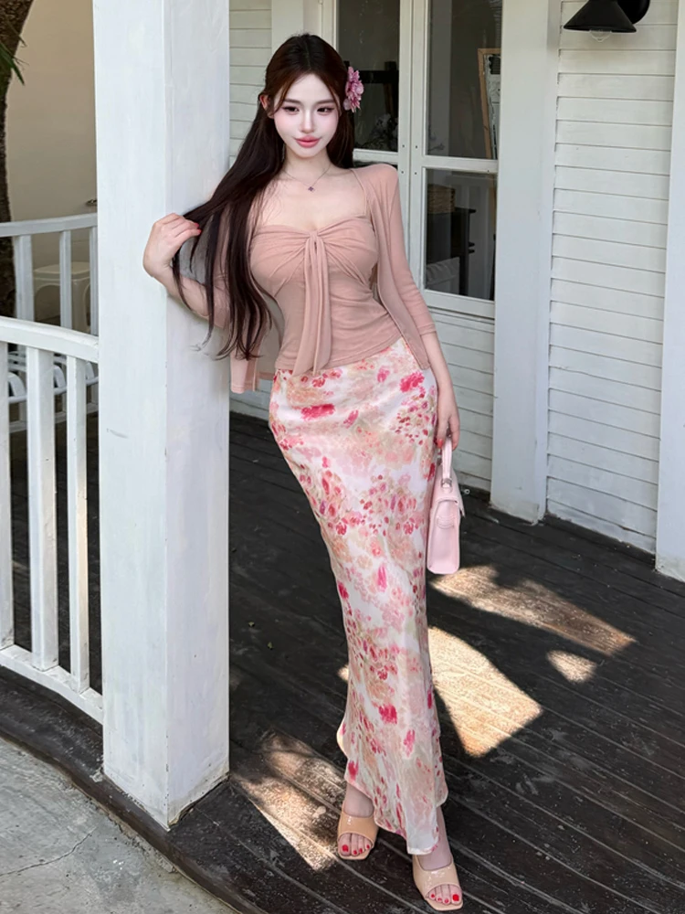 

Elegant Pure Desire Versatile Base Strapless Cardigan Top Print Wrap around Fish Tail Skirt Two Piece Set for Young Women