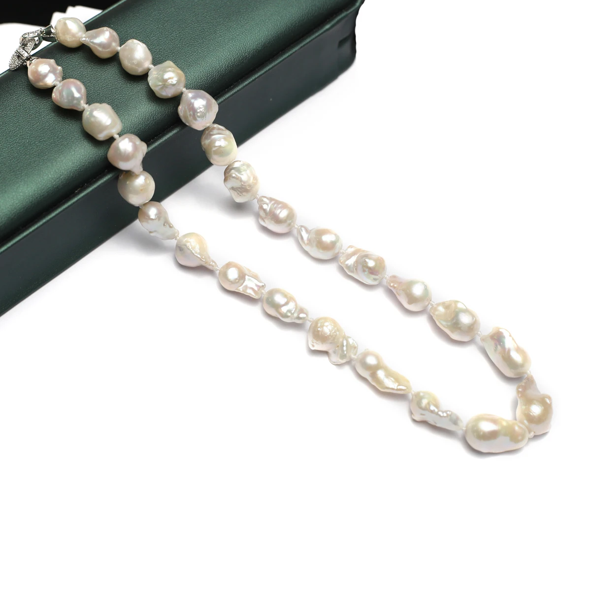 

Natural Freshwater Baroque Pearl Necklace White Flameball Pearl Beading Necklaces For Women Jewelry Charms Accessories 43-45cm