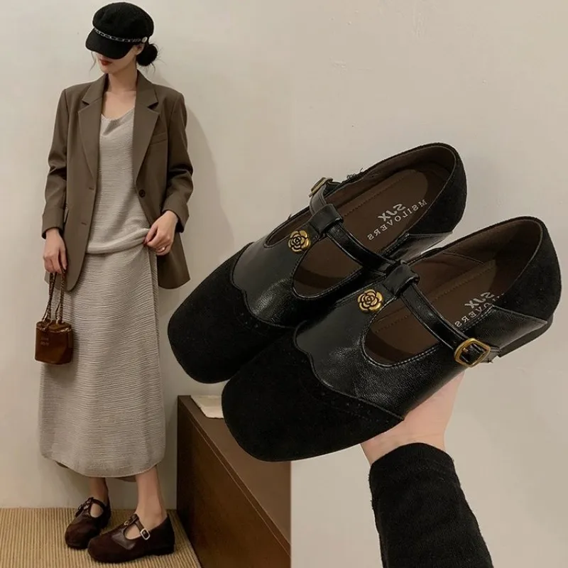 Fall French vintage magnolia T-type metal buckle strap flats withsoft cushioned soles and flat heels,suitable for business style