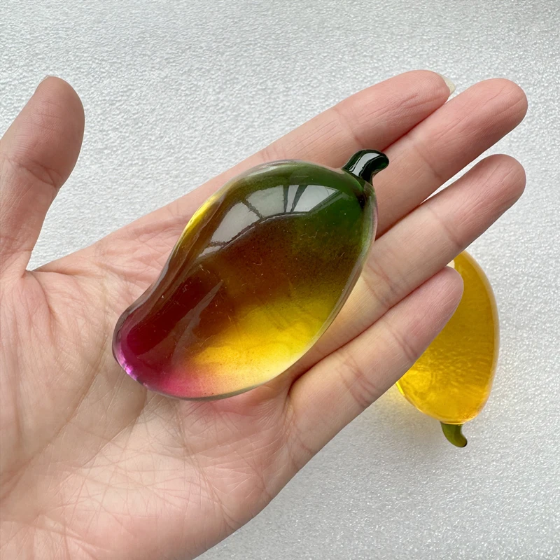 Crystal fruit Mango Paperweight with Diamond Natural Stone Glass Crafts Souvenir Home Decor Table Ornament Fruit Figurines Gift
