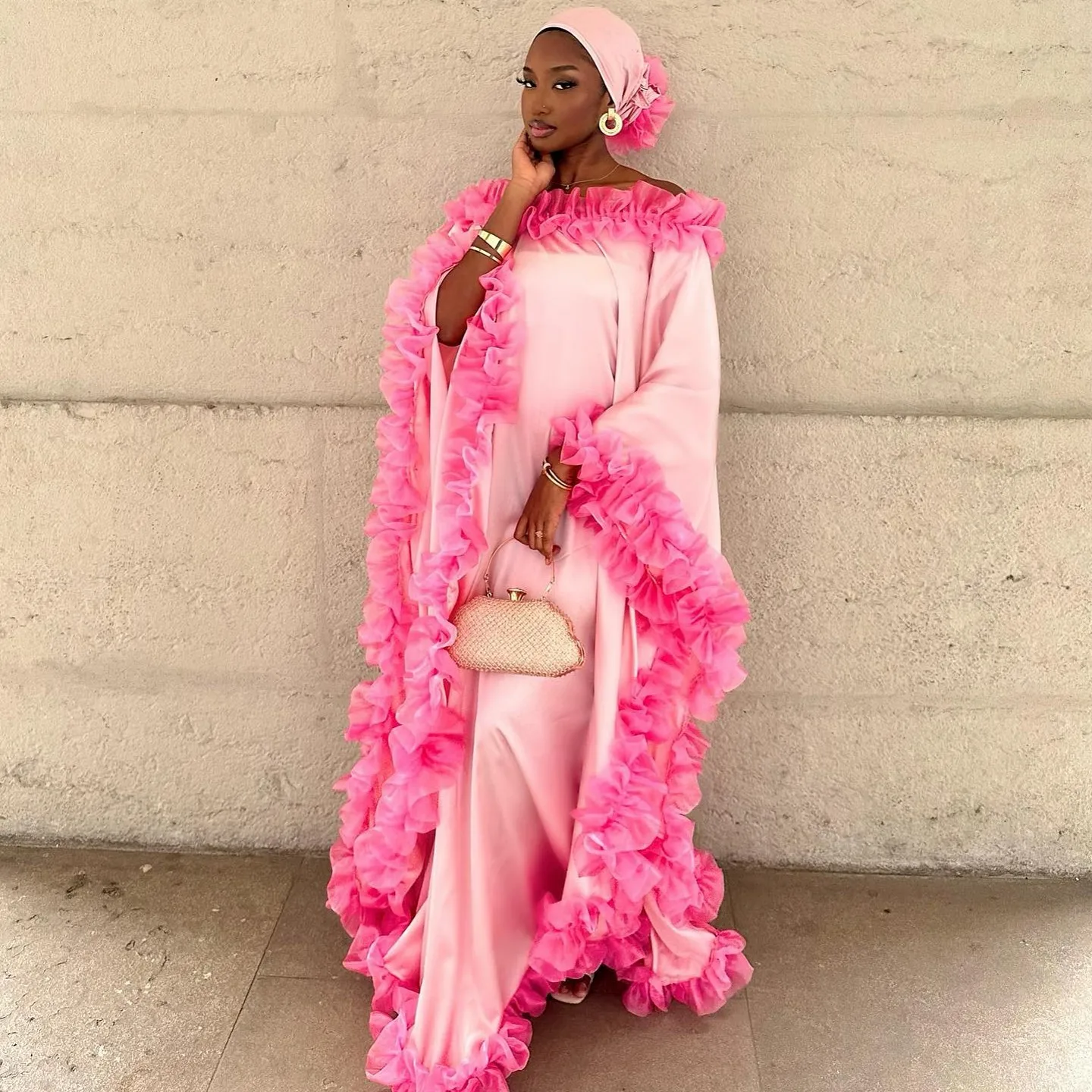 Beautiful Pink Puff Sleeves Long Kaftan Ruffles Trimmed Tulle Boat Neck Arabic Women Long Robe Fashion Women Maxi Dresses