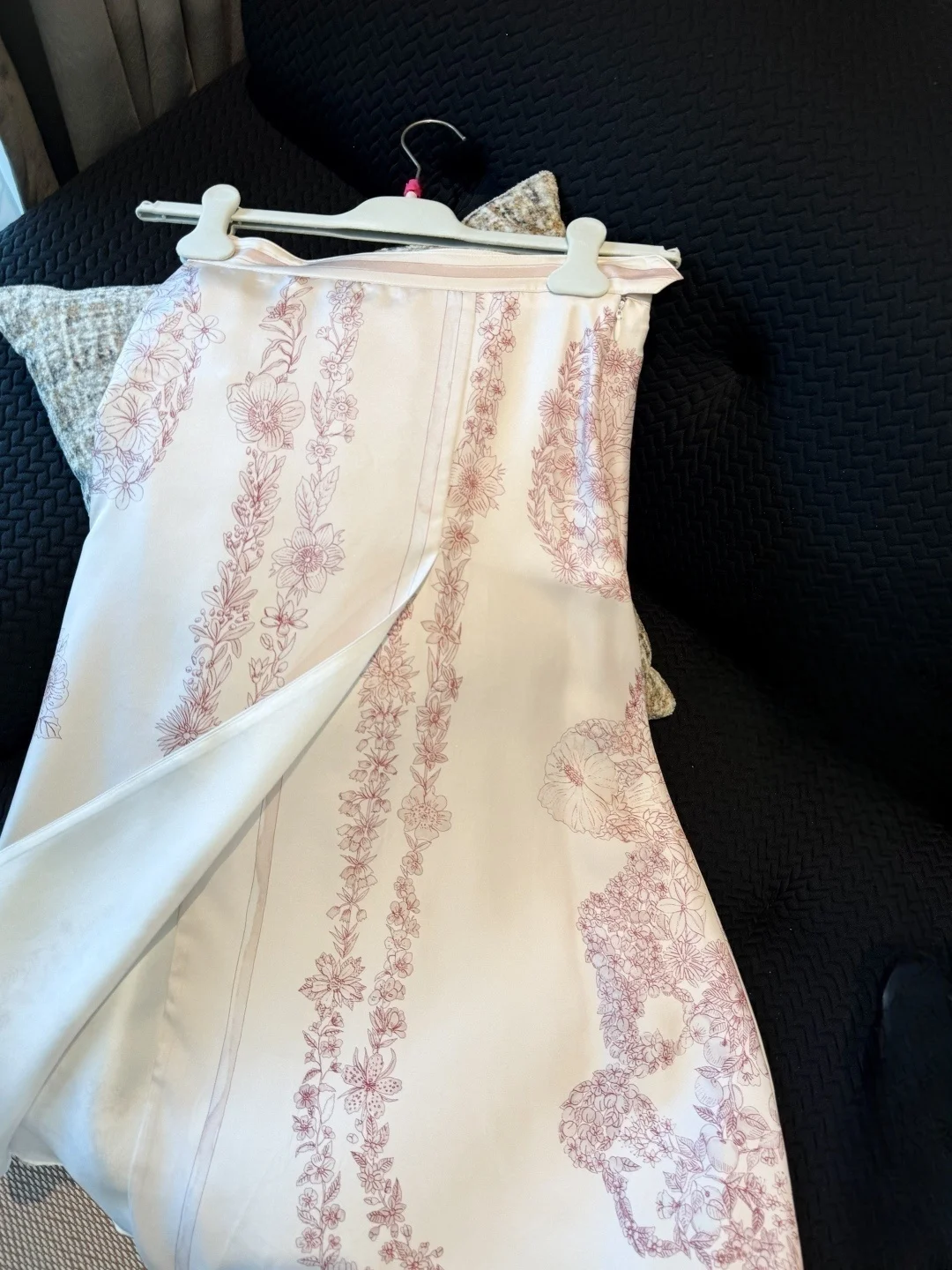 

Ladies' 25 Fashion New Silk Printed Split Skirt Woman Clothes Skirts High-waisted Silk Cotton Color Blocking Skirt