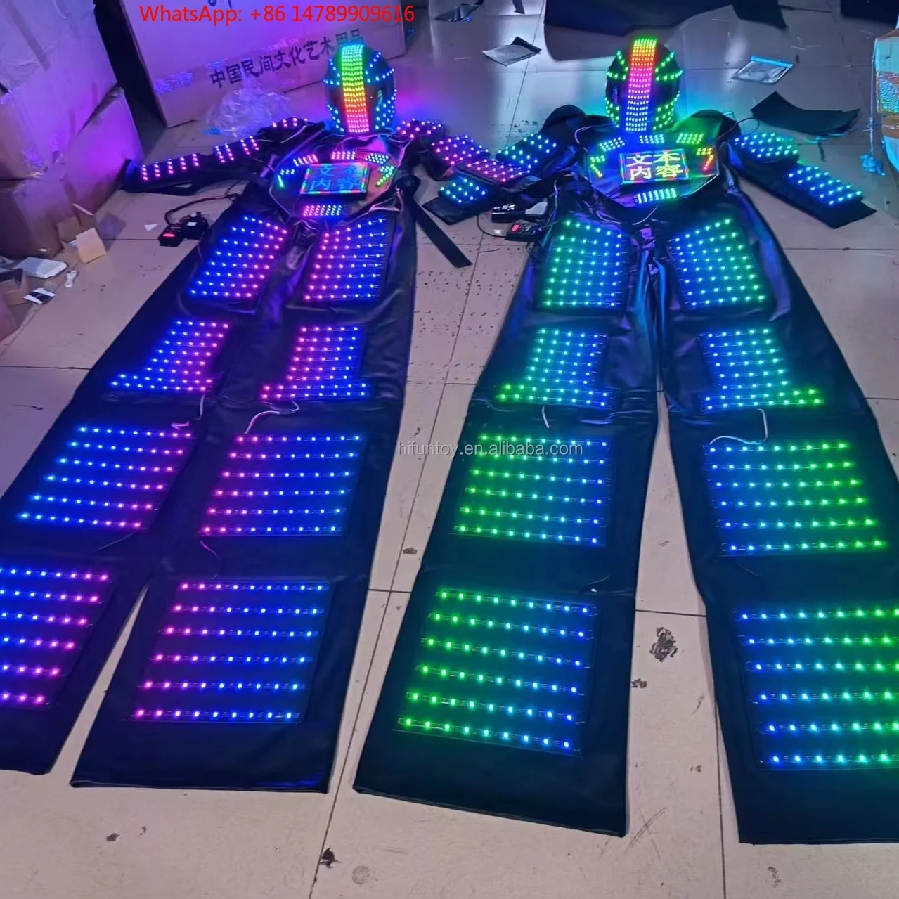 

LED Luminous Robot CostumeLED Luminous Stilts Walker Suit Robot Clothing Light Up Dance Cosplay Color Pixel Helmet Peorce Lum