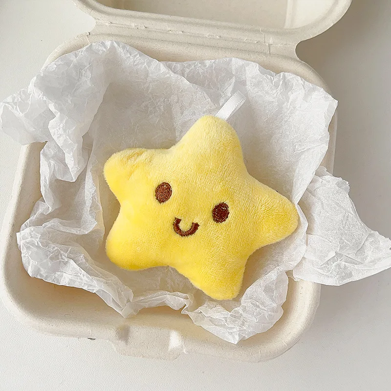 Piepende pluche ster sleutelhanger hanger hanger meisje rugzak decoratieve hanger schattige pop met sieraden