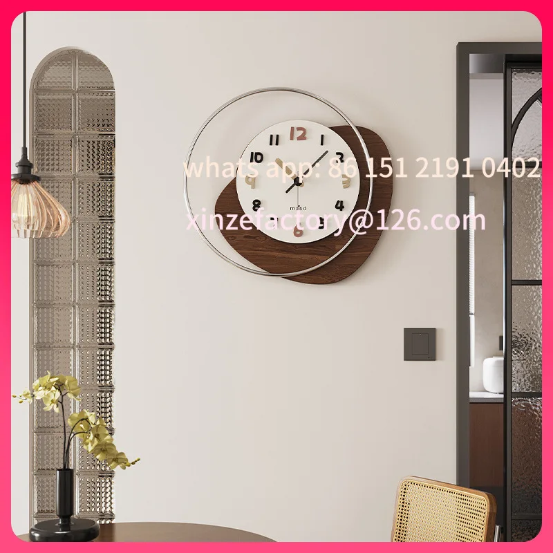 

Customizable antique wall clock, TAOMU wall-mounted retro clock in the living room, simple and light luxury