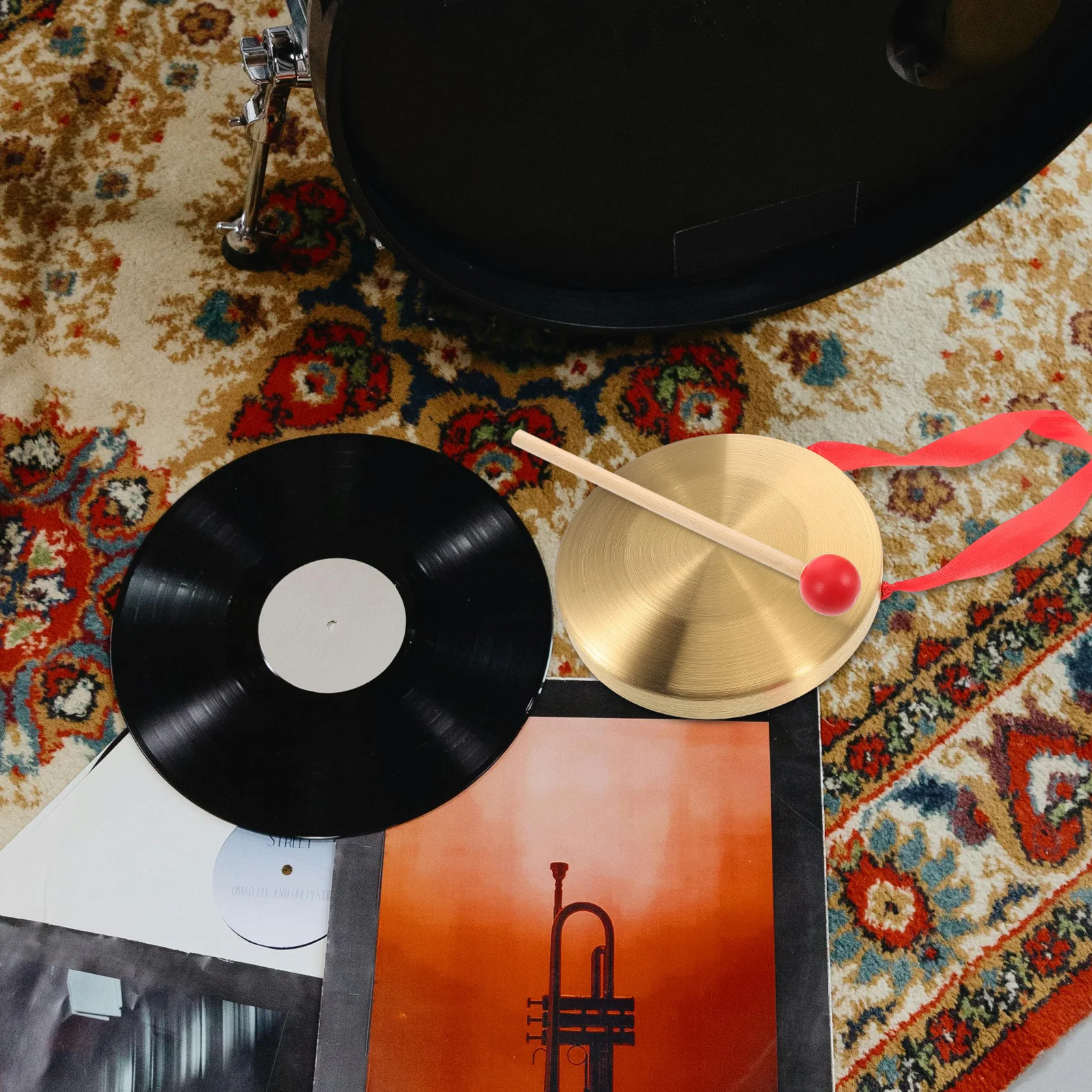 

Brass Gong Red Ribbon Wooden Mallet Traditional Chinese Musical Instrument for Therapy Decorative Gong