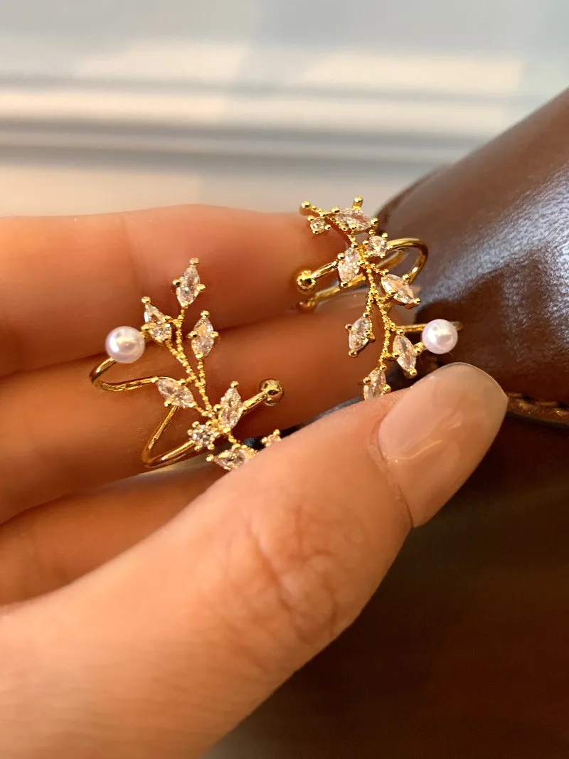 Korean new design fashion jewelry 14K gold plated zircon wheat ears without piercing ear cuff elegant women's daily accessories