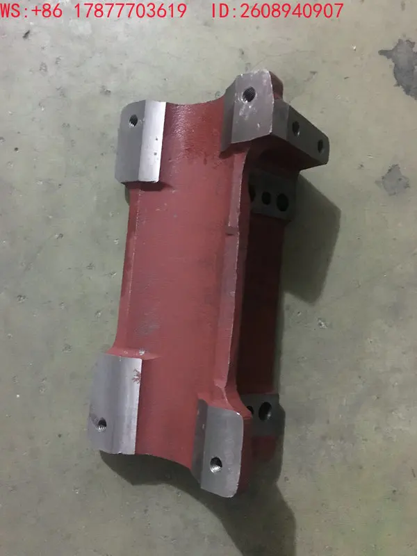 Engine accessories YC6105/YC6108/6J/B3000 bracket, oil pump seat bottom fixing bracket