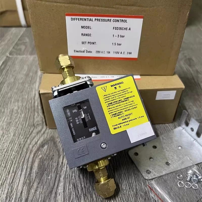 

4405-87 Compressor Oil Differential Pressure Controller FSD35CHE-A Air Conditioning Parts