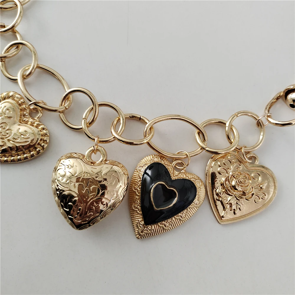 Indian Vintage Gold Plated Heart Shape Pendants Necklaces Women Chunky Chain Black Enamel Statement Choker Necklace Jewelry 2026
