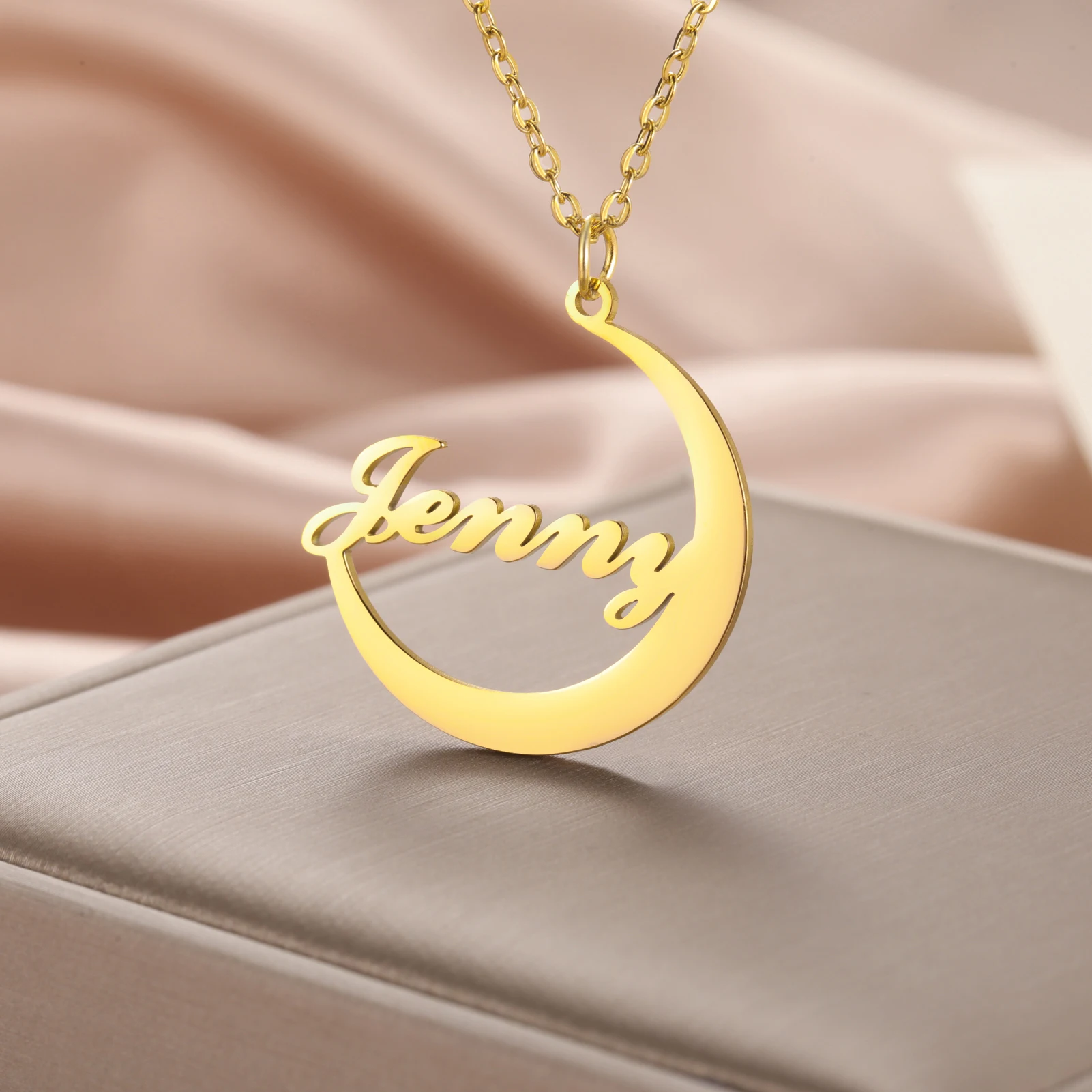 

Lemegeton Custom Name Moon Necklace Stainless Steel Women's Jewelry Customized Neck Chain Personalized Pendant New Year Gifts