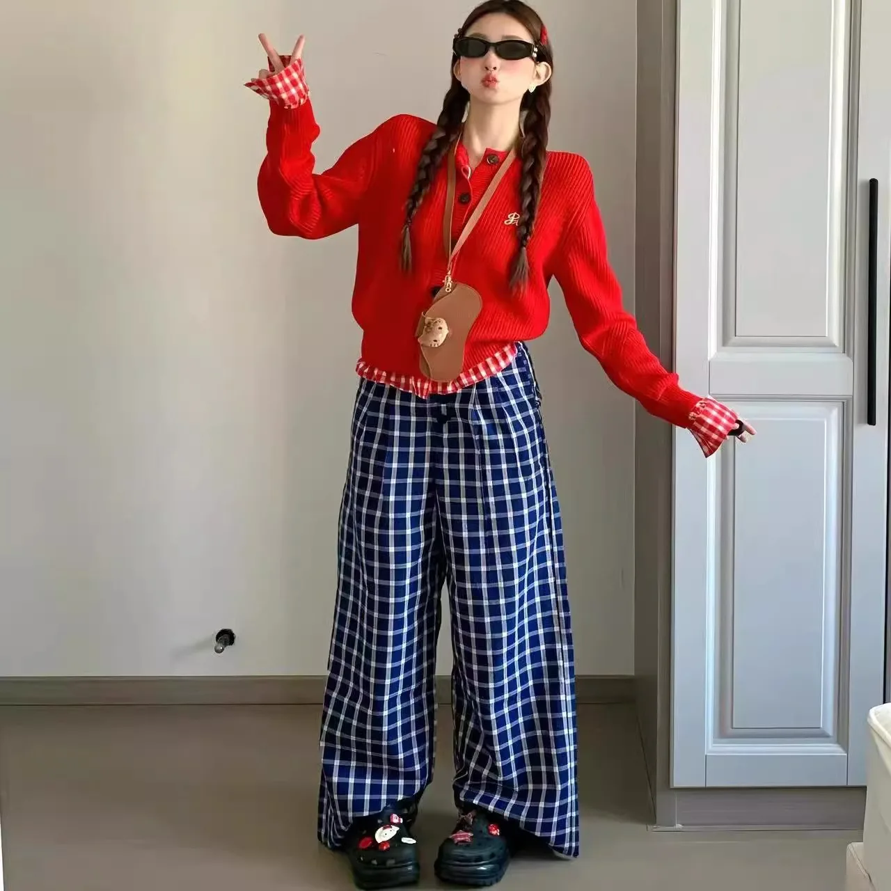 

Осенний корейский стиль, искусственный двухсекционный красный клетчатый короткий вязаный кардиган, женская одежда, облегающий свитер в стиле ретро, женский топ