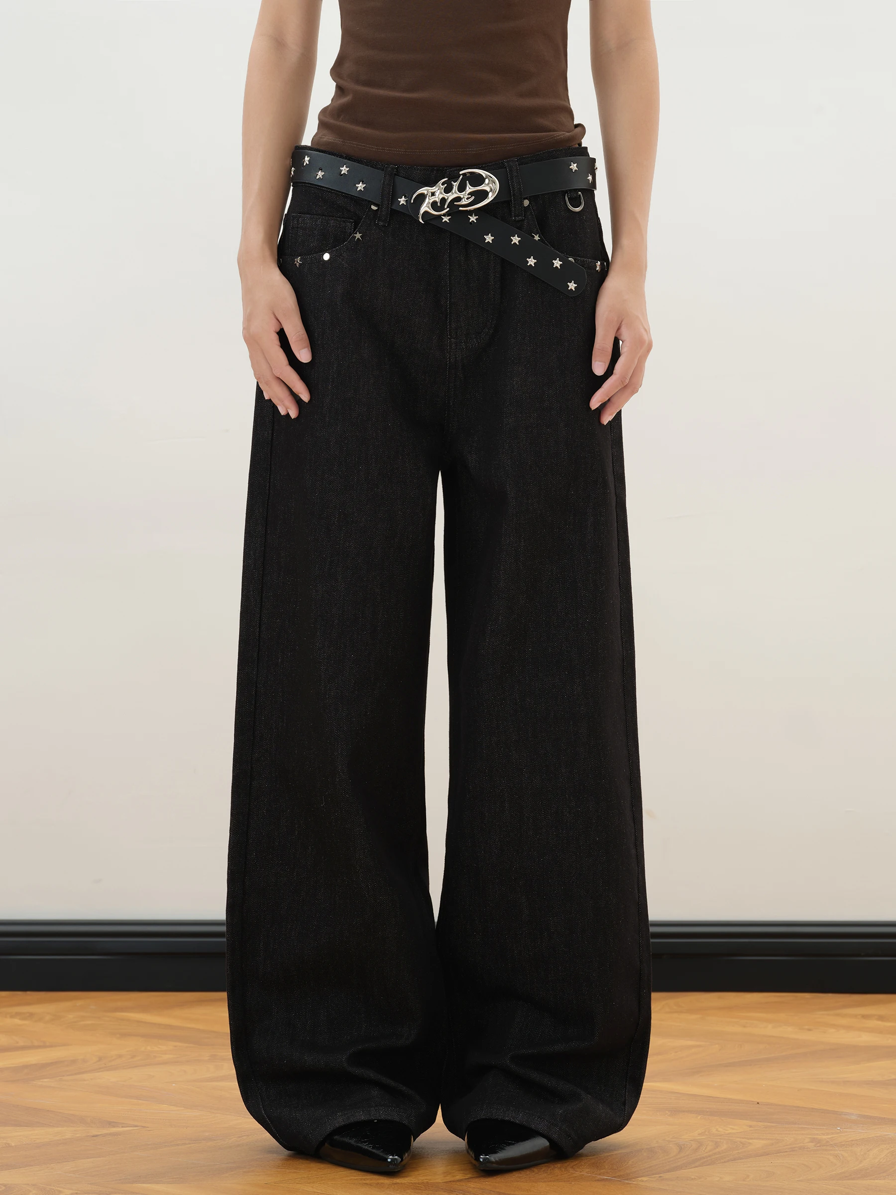 

JUNECUT Premium Star Embellied Bell Bot Jeans Женские свободные прямые джинсовые брюки с высокой талией Distred