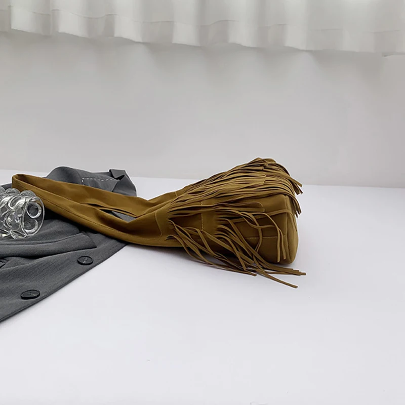 المرأة متجمد شرابة حقيبة كتف فو الجلد المدبوغ هامش حقيبة تحت الإبط سعة كبيرة حقيبة تسوق للسفر حقيبة يد الإناث حقيبة تسوق