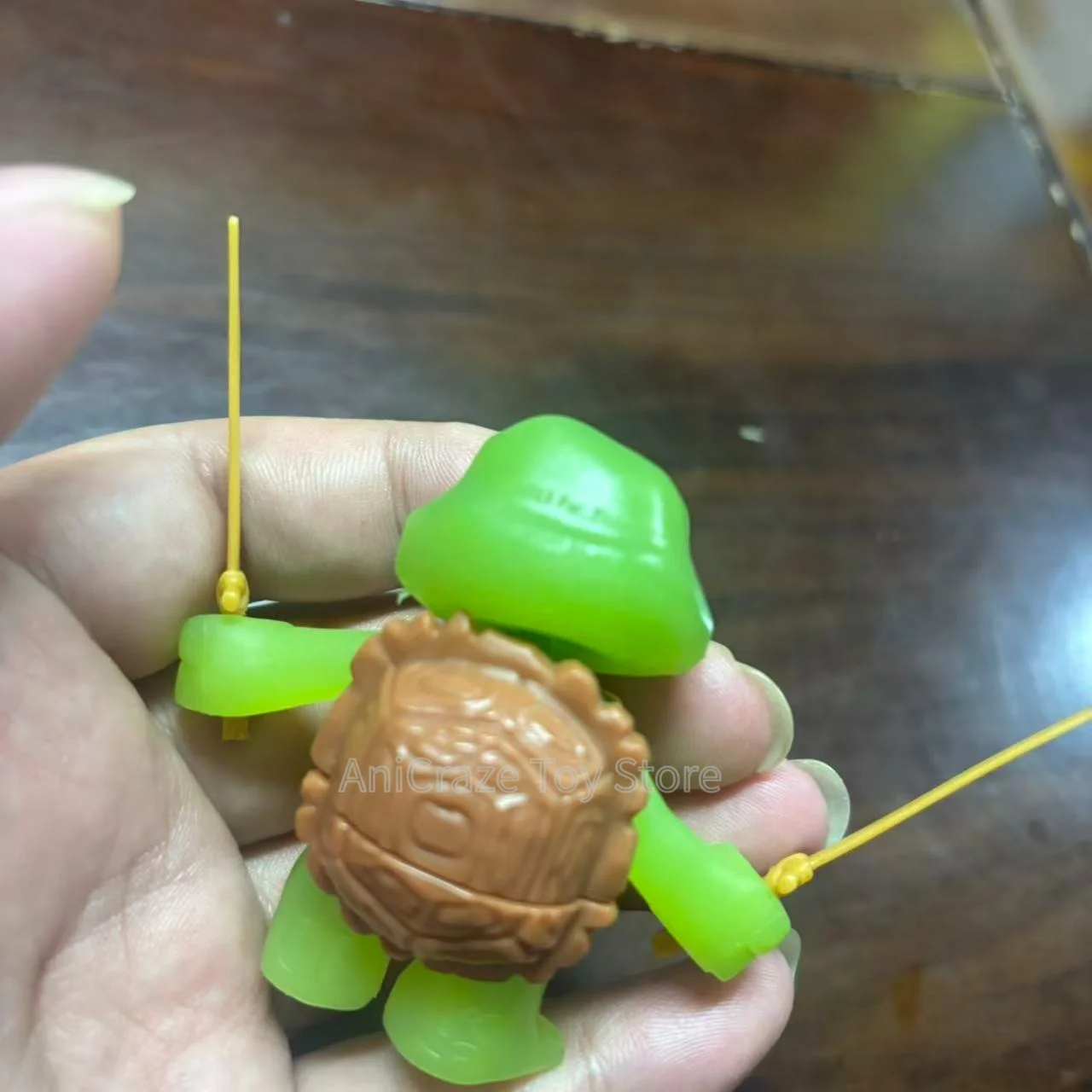 Figur yang Menyala dalam Gelap - Model Kit Power Rangers ulasan dan harga