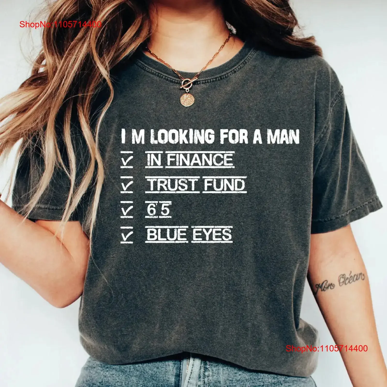 I'm Looking For A Man T Shirt In Finance Trust Fund Blue Eyes 6'5 Trendy PR721 vintage Washed streetwear Soft Slightly homme