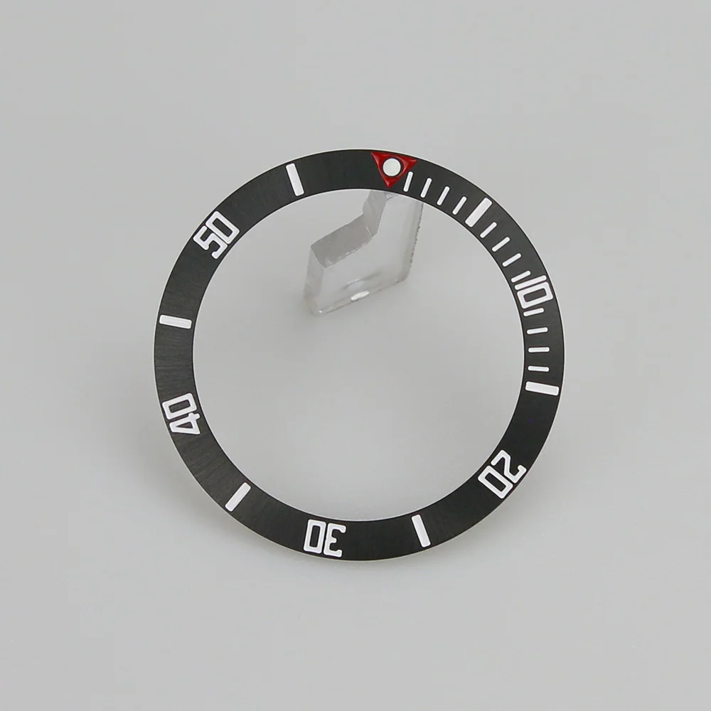 316L الفولاذ المقاوم للصدأ SKX007 38mm مع 12H PIP C1 إدراج الحافة المنحدر الأخضر المضيء