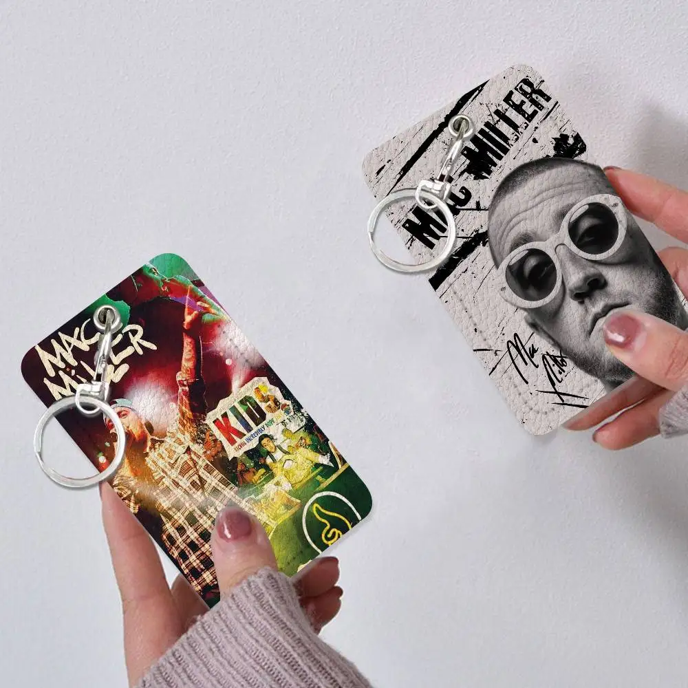 

Современный кожаный картхолдер Singer M-Mac Circles Miller с брелоком: надежный держатель для проездных на автобус и метро