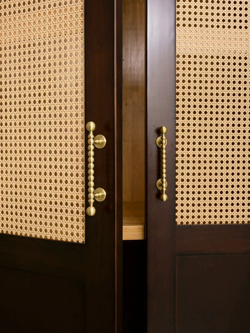 Beaded cabinet handle in brushed brass shown in the supplier product illustration 17