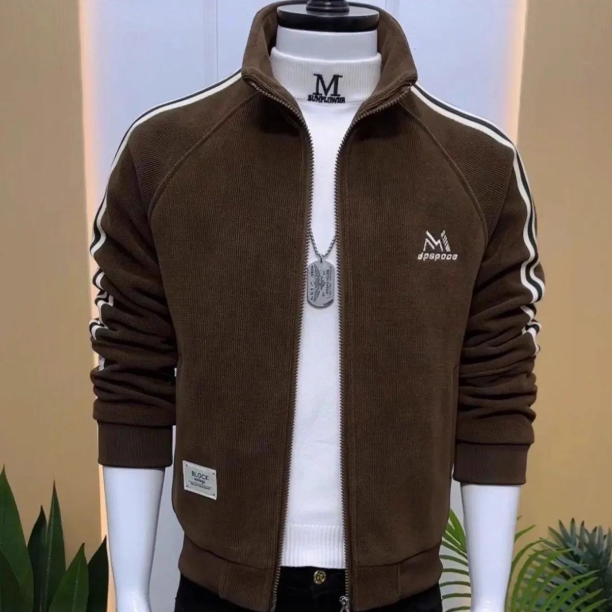 

Ele Embroidered Slim Fit Stand Collar Men's Jaet Faionable Outerwear for Autumn Season Youth Casual Sli Coat